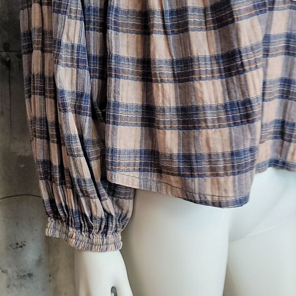 Free People Jessi Plaid Top In Grey Combo - Picture 7 of 9